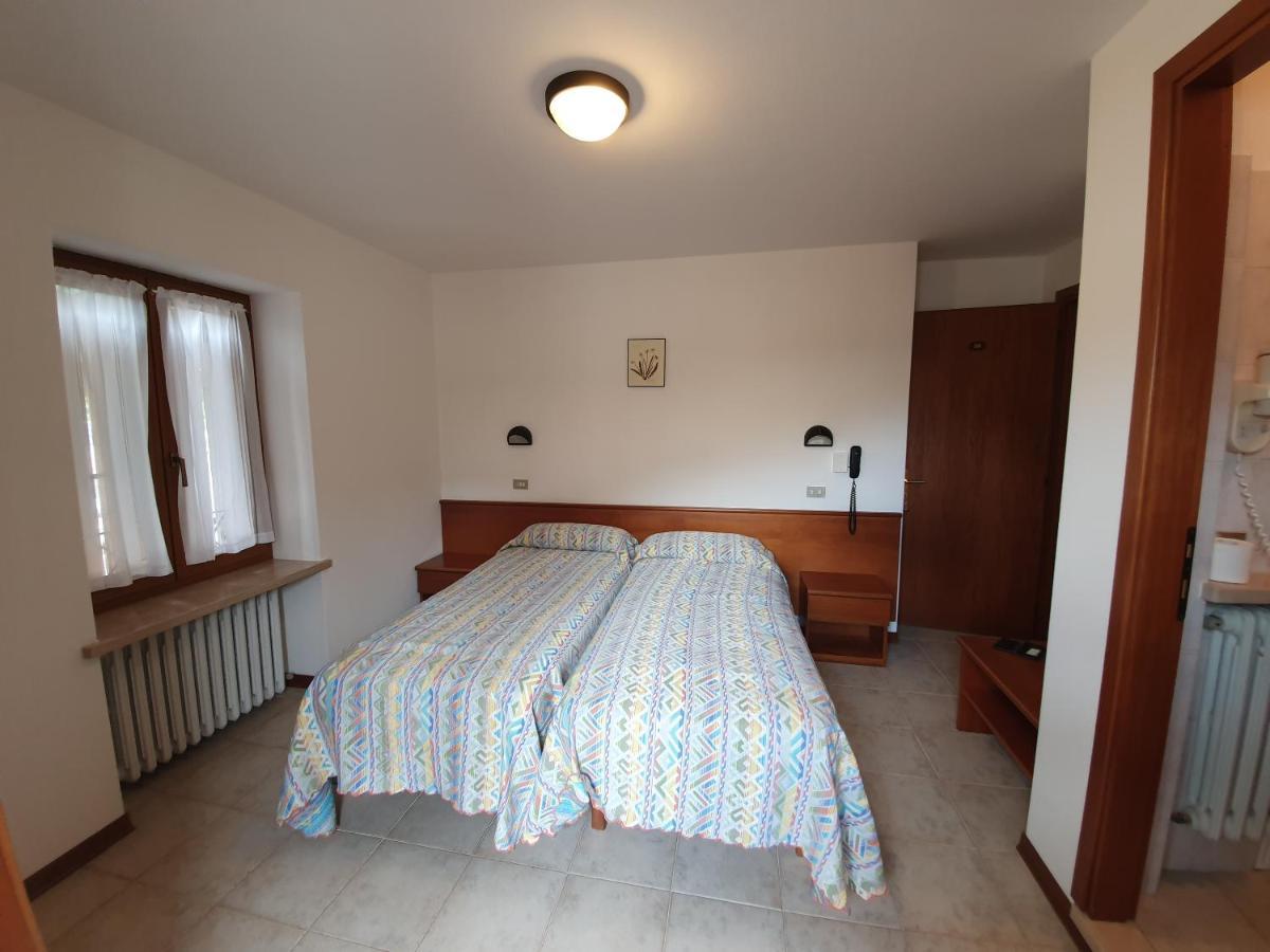 Spiazzi Di Caprino Albergo Speranza Spiazzi Di Monte Baldo מראה חיצוני תמונה